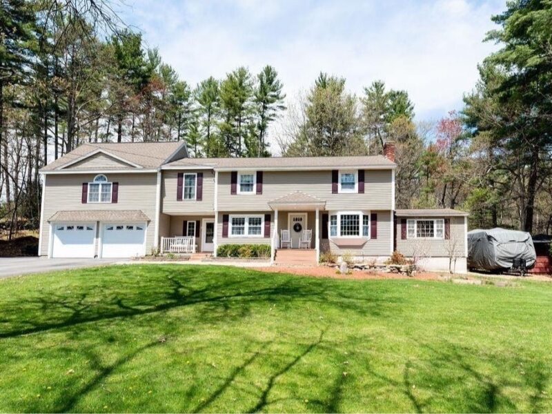 7 Twin Isles Road in Londonderry, New Hampshire Wow! New England News Press